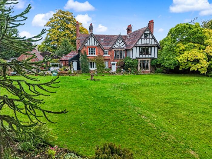 7 Bedroom Detached House For Sale In Farm Lane, Horsehay, Telford, Shropshire, TF4