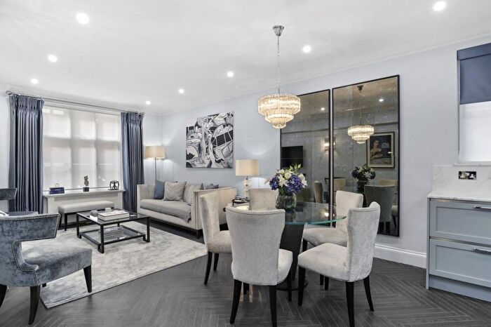 2 Bedroom Flat To Rent In South Audley Street, London, W1K