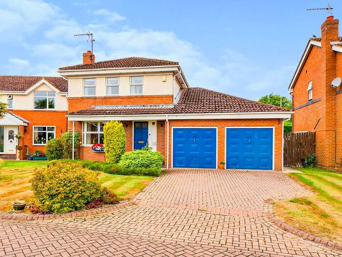 4 Bedroom Detached House For Sale In Beech Grove, Nafferton, Driffield, YO25