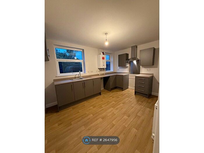 3 Bedroom Semi-Detached House To Rent In Carmount Road, Stoke-On-Trent, ST2