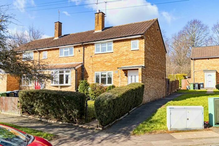 2 Bedroom Terraced House To Rent In Boxmoor Boarders, HP1