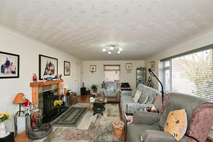 2 Bedroom Detached Bungalow For Sale In St. Johns Road, Spalding, PE11