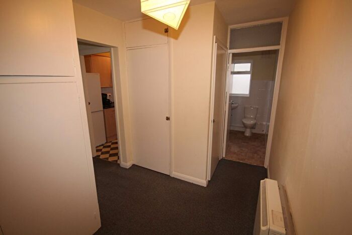 1 Bedroom Flat To Rent In Dyke Road, Brighton, BN1