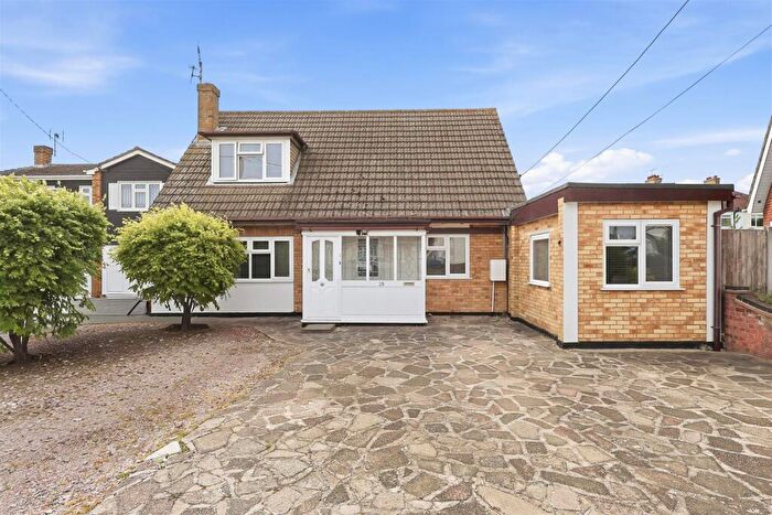 6 Bedroom Detached House For Sale In Constitution Hill, Benfleet, SS7