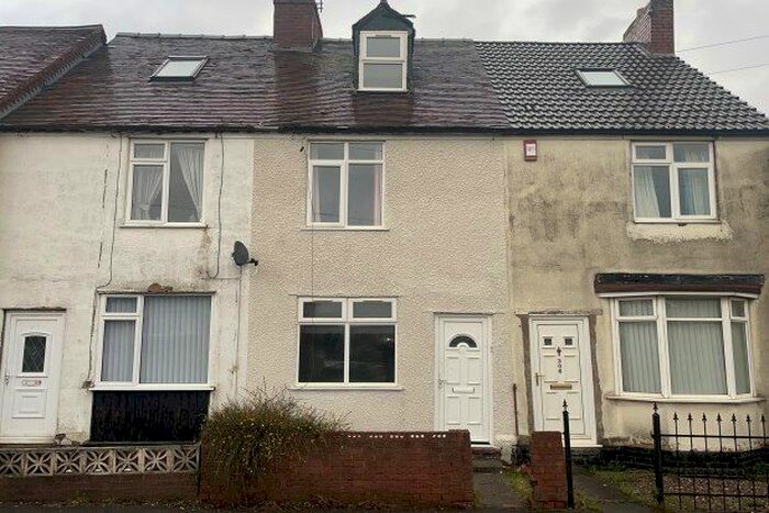 4 Bedroom Property To Rent In Hednesford Road, Cannock, WS12