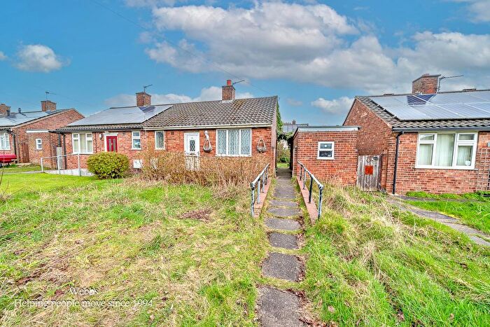 1 Bedroom Semi Detached Bungalow For Sale In Cedar Close, Hednesford, WS12