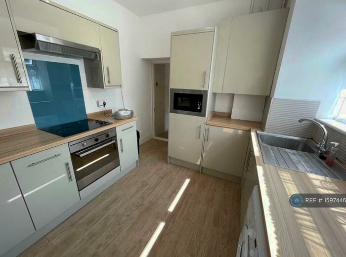 3 Bedroom Terraced House To Rent In Guildford Road, Portsmouth, PO1