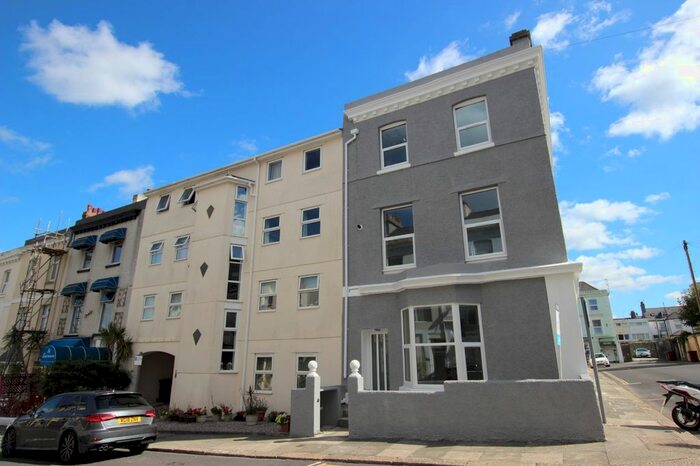1 Bedroom Flat To Rent In St. James Place West, Plymouth, PL1