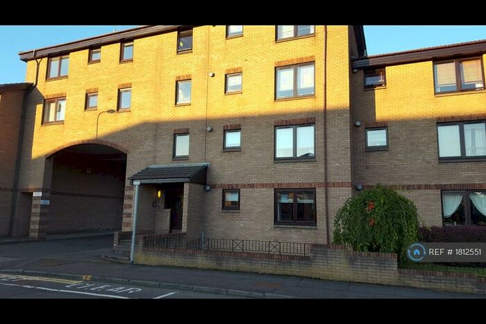 2 Bedroom Flat To Rent In Southbank Drive, Kirkintilloch, G66