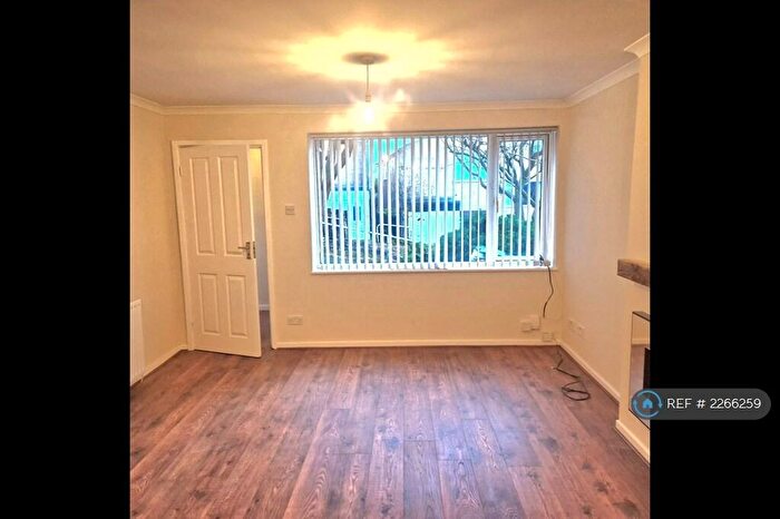 2 Bedroom Flat To Rent In Deans Close, Whickham, Newcastle Upon Tyne, NE16