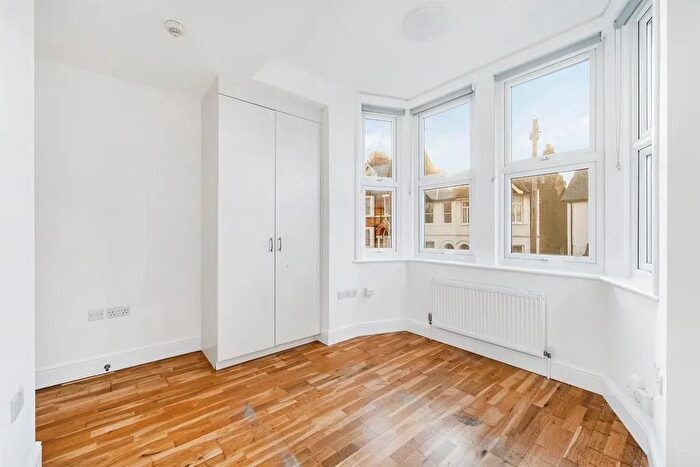 1 Bedroom Flat To Rent In Very Near Faraday Road Area, Acton, W3