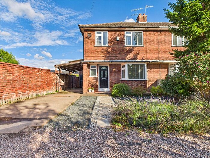3 Bedroom Semi-Detached House For Sale In Lansdowne Walk, Worcester, Worcestershire, WR3