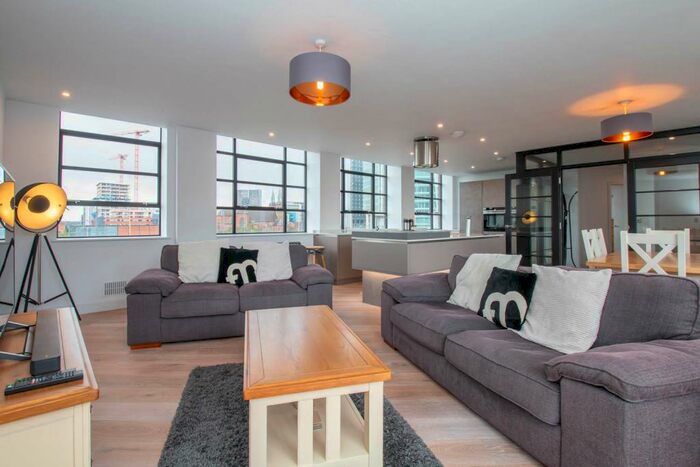 3 Bedroom Penthouse To Rent In Queensway House, Livery Street, Birmingham, B3