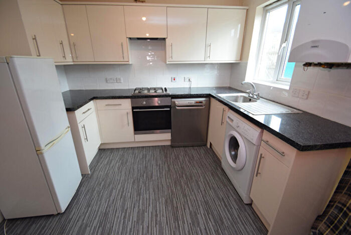 1 Bedroom Town House To Rent In Stretford Road, Hulme, Manchester., M15