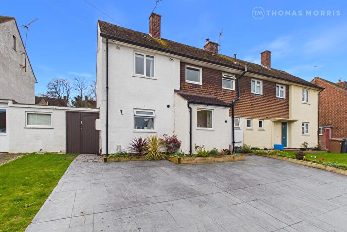 3 Bedroom Semi Detached House For Sale In Days Close, Royston, Hertfordshire, SG8