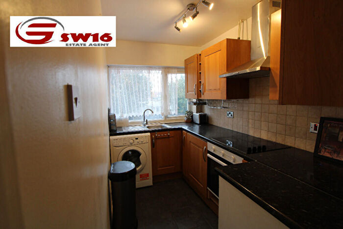 1 Bedroom Flat To Rent In Priestley Road, London, CR4