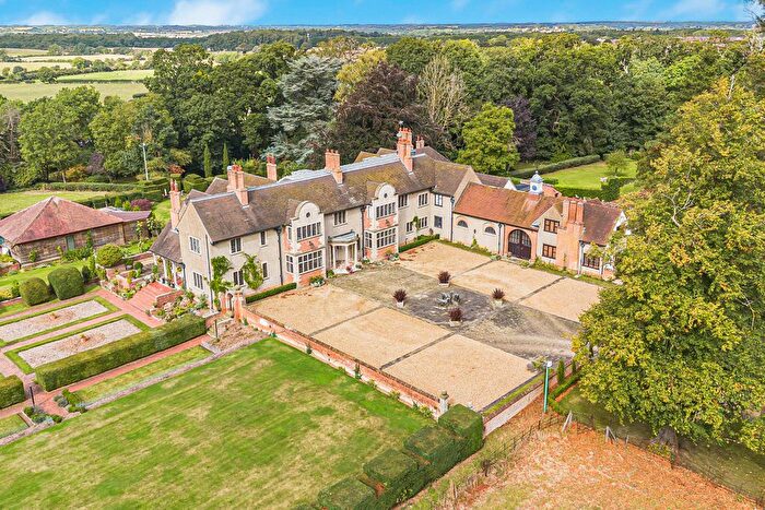 10 Bedroom Detached House To Rent In Banbury Road, Warwick, CV34