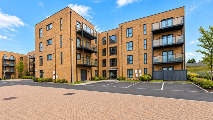 2 Bedroom House To Rent In Armoury Court, , Rainham, RM13