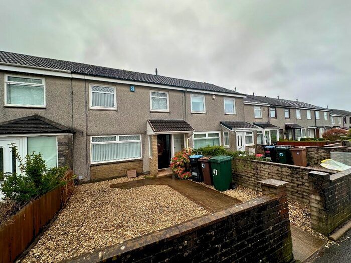 3 Bedroom Terraced House To Rent In South Dean Road, Kilmarnock, East Ayrshire, KA3