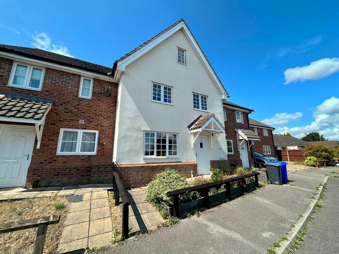 4 Bedroom Terraced House To Rent In Heathlands, Beck Row, Bury St. Edmunds, IP28