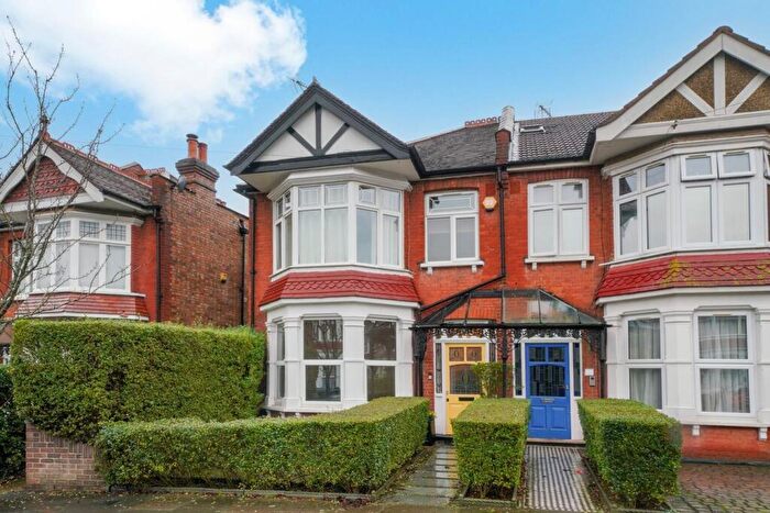 3 Bedroom Semi Detached House For Sale In Woodlands Road, Harrow, HA1
