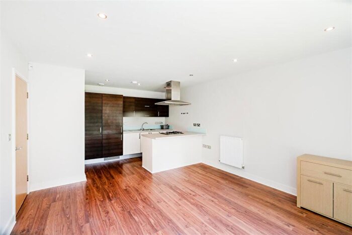 1 Bedroom Flat To Rent In Thomas Jacomb Place, London, E17