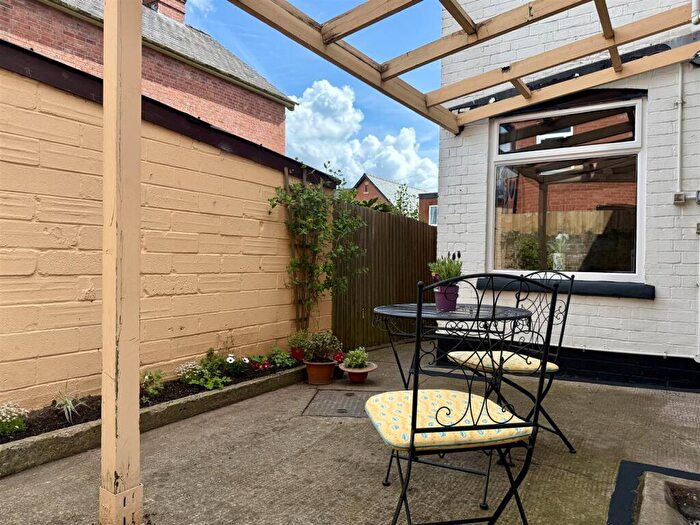 2 Bedroom End Of Terrace House For Sale In Stanhope Street, Hereford, HR4