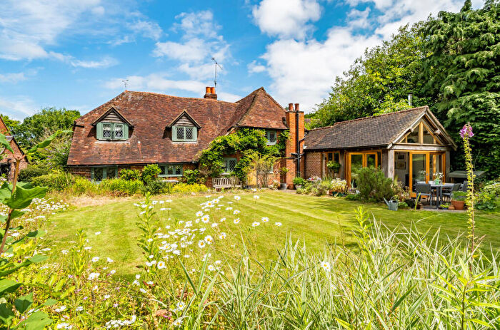 4 Bedroom Detached House For Sale In Rickford, Worplesdon, Guildford, Surrey, GU3
