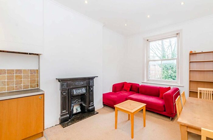 1 Bedroom Flat To Rent In Glenloch Road, Belsize Park, NW3