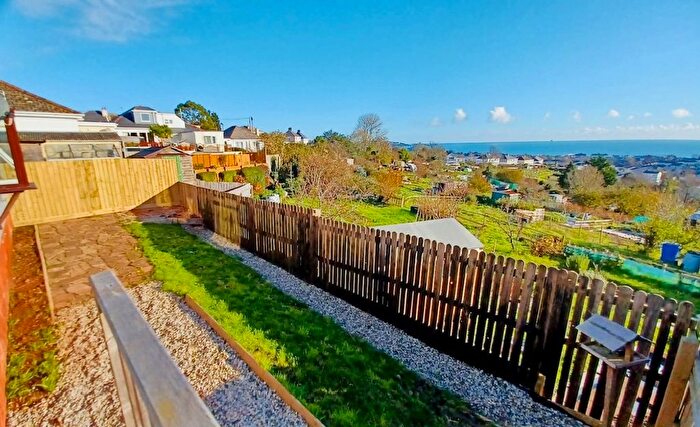 2 Bedroom Detached House To Rent In Barton Avenue, Paignton, TQ3