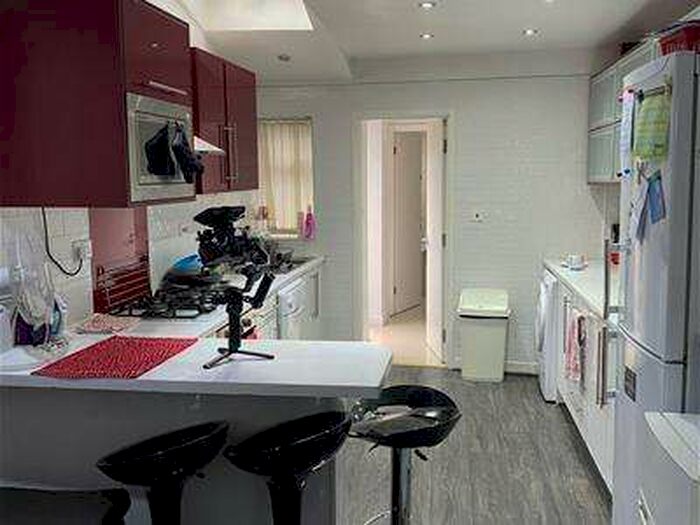 5 Bedroom Semi-Detached House To Rent In 503 Harborne Park Road, Harborne, Birmingham, B17