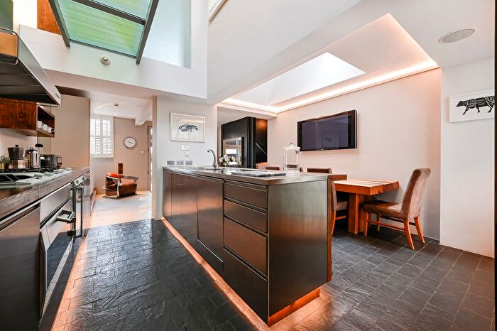 3 Bedroom Property To Rent In Ansleigh Place, W11