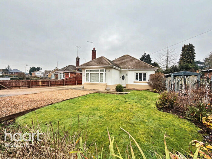 2 Bedroom Detached Bungalow For Sale In Money Bank, Wisbech, PE13