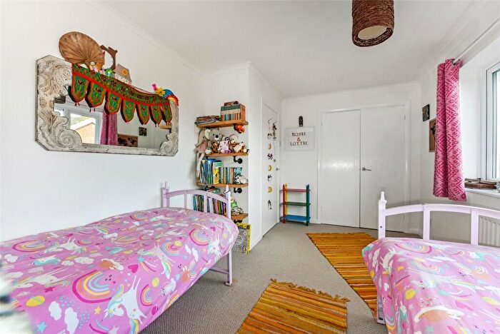 3 Bedroom Detached House For Sale In Gloucester Way, Chichester, West Sussex, PO19