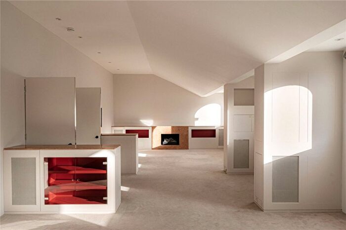 1 Bedroom Flat To Rent In Holland Park, Holland Park, W11