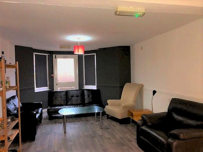 1 Bedroom House Of Multiple Occupation To Rent In Newport Road, Cardiff(City), CF24