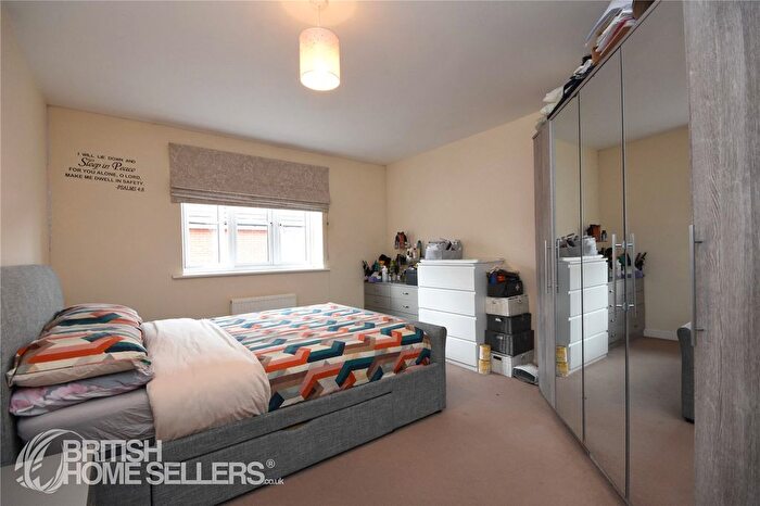 2 Bedroom Detached House For Sale In Cowlin Mead, Chelmsford, Essex, CM1