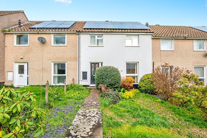 3 Bedroom Terraced House For Sale In Elgar Avenue, Malvern, WR14