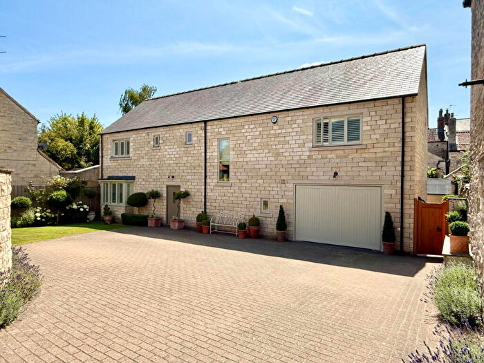 5 Bedroom Detached House For Sale In Saxton ~ Hungate Close, LS24