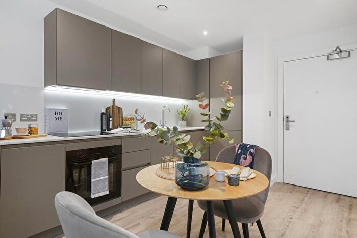 1 Bedroom Apartment To Rent In New Maker Yards, M5
