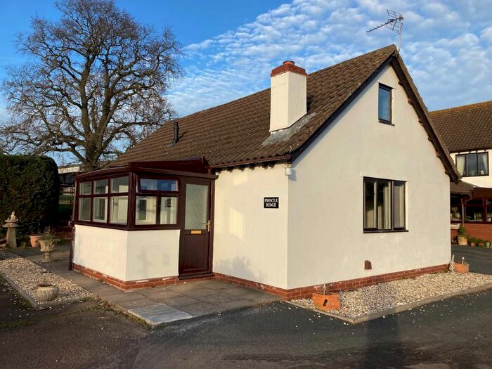 2 Bedroom Detached Bungalow To Rent In Phocle Green, Ross-On-Wye HR9