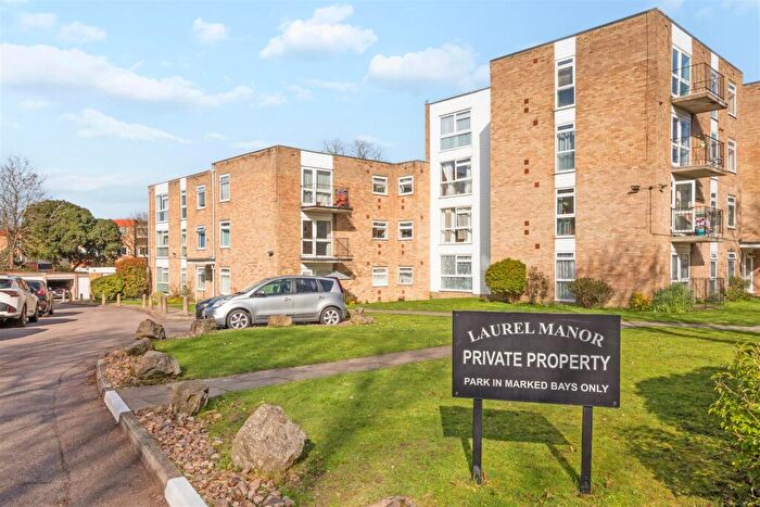 2 Bedroom Apartment For Sale In Devonshire Road, Sutton, SM2
