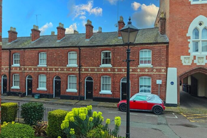 2 Bedroom Terraced House For Sale In Albion Street, Chester, Cheshire, CH1
