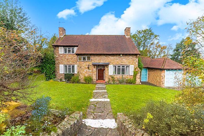 3 Bedroom Detached House For Sale In Sandilands, Whitgift Estate, CR0