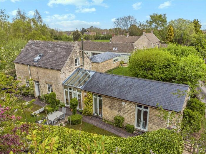 4 Bedroom Barn Conversion For Sale In Wheatsheaf Lane, Oaksey, Wiltshire, SN16