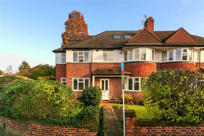 6 Bedroom Semi-Detached House To Rent In Arlington Road, Richmond, Surrey, TW10