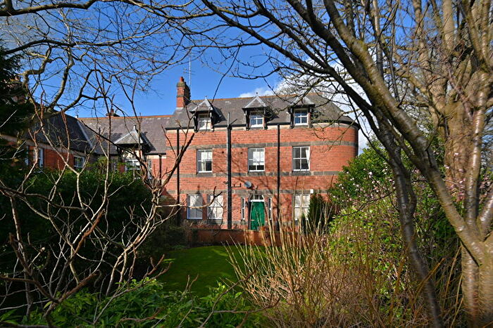 2 Bedroom Apartment To Rent In Station Parade, Harrogate, HG1
