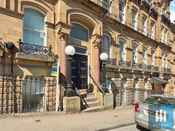 1 Bedroom Flat To Rent In Fitzwilliam Street, Town Centre, Huddersfield, HD1