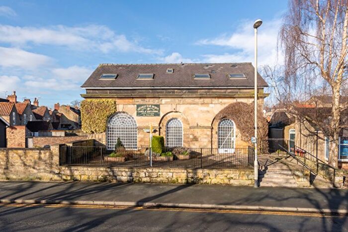 3 Bedroom Detached House For Sale In The Ropery, Pickering, YO18