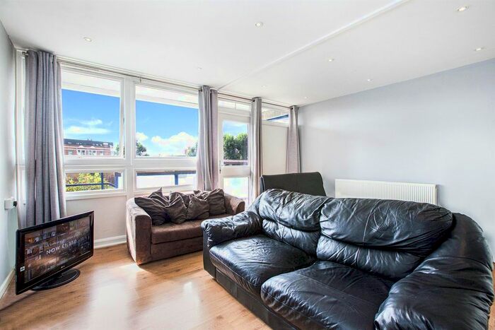 Studio To Rent In Newington Butts, E&amp;C, SE1